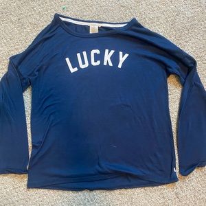 Lucky Brand loose fit wide collar long sleeve with sewn cuffs